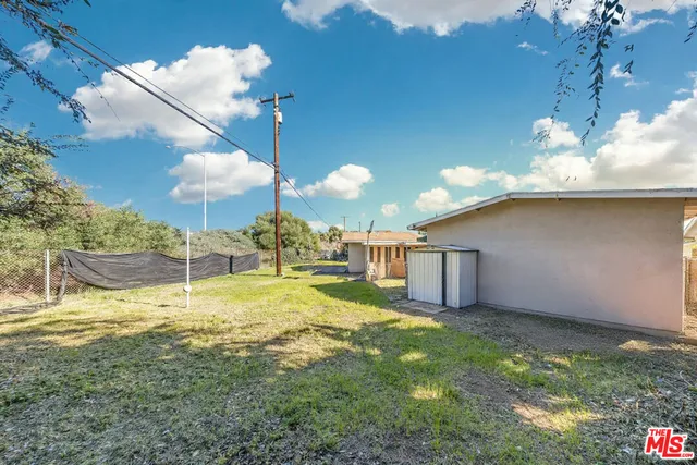 a room with lots of yellow lighting