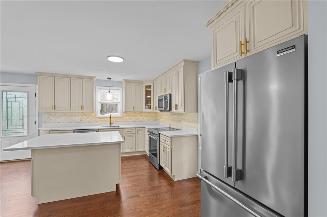 242 Burnt Hill Road Scituate, RI 02831 - Photo 7 of 50