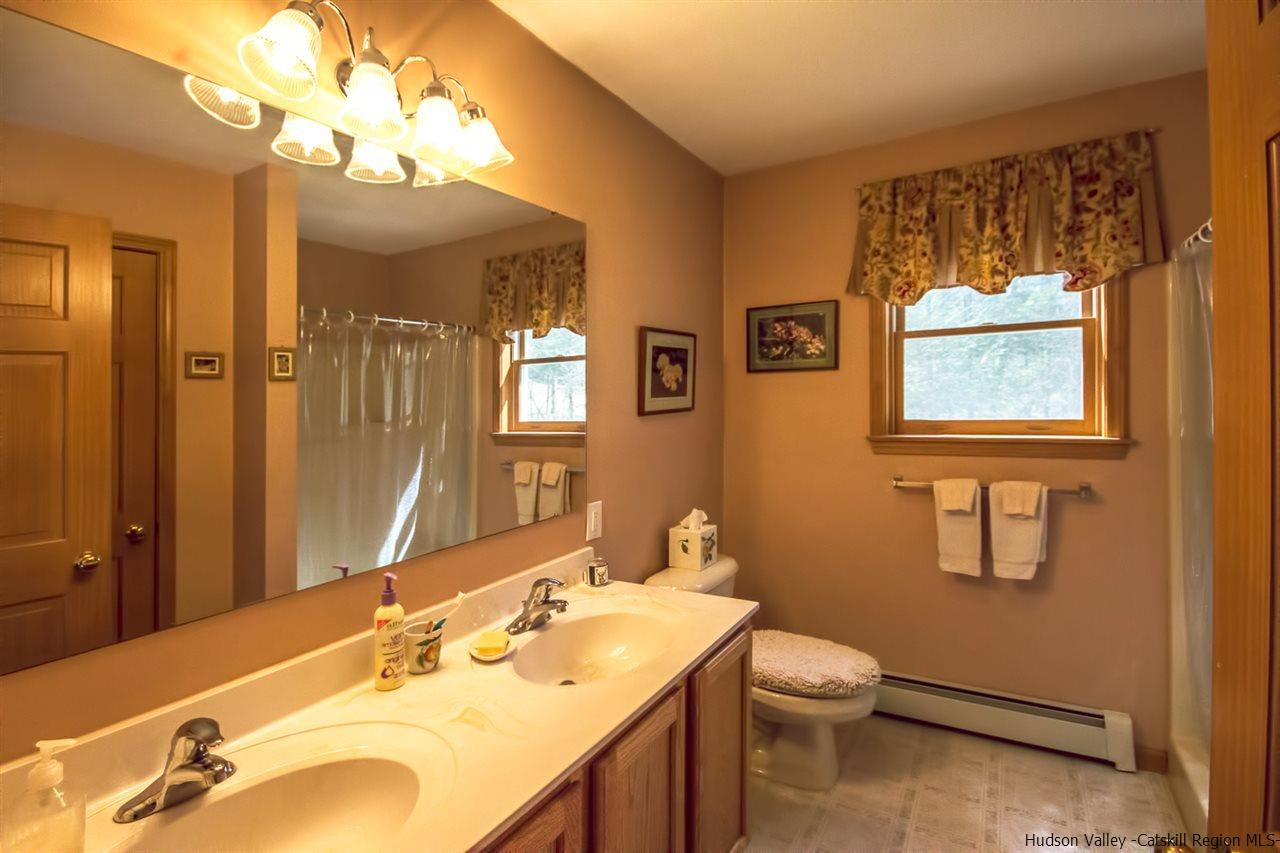 11 Woodland Ridge Road Kerhonkson, NY 12446 - Photo 16 of 30 Photo 16