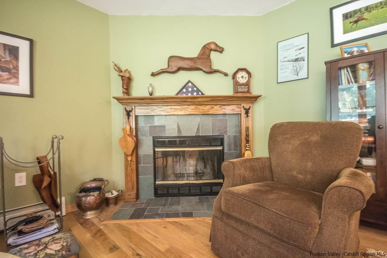 11 Woodland Ridge Road Kerhonkson, NY 12446 - Photo 4 of 30 Photo 4
