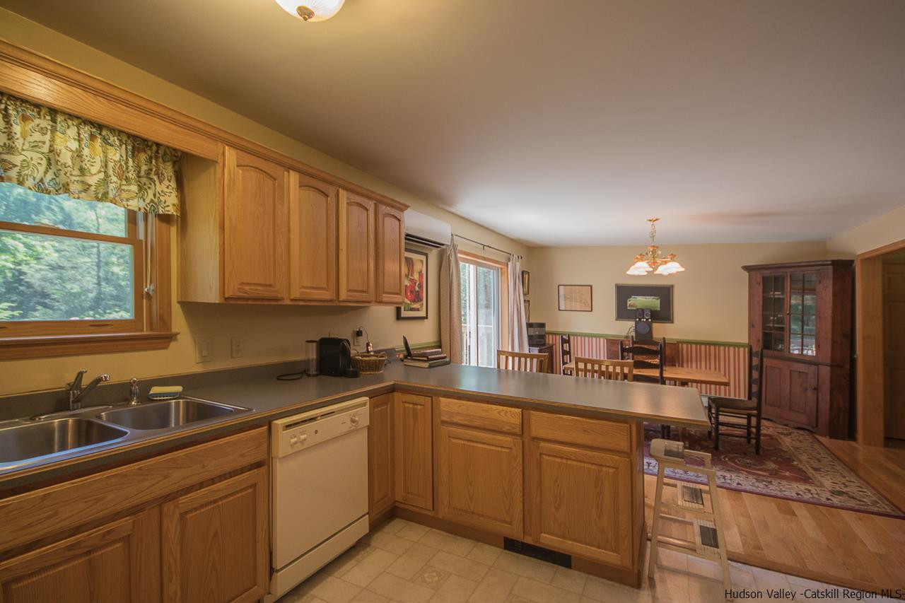 11 Woodland Ridge Road Kerhonkson, NY 12446 - Photo 8 of 30 Photo 8