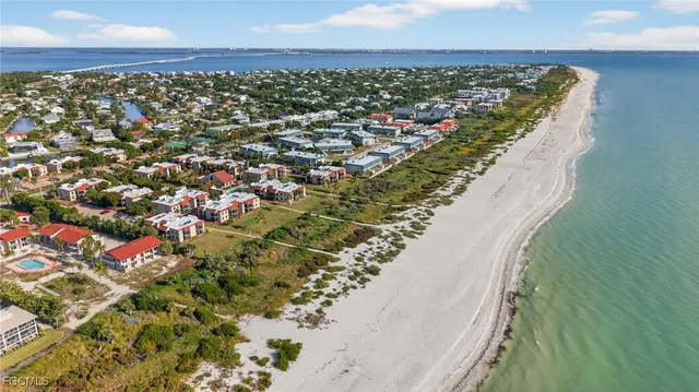 $749,000 | 845 East Gulf Drive, Unit 542, Sanibel, FL 33957