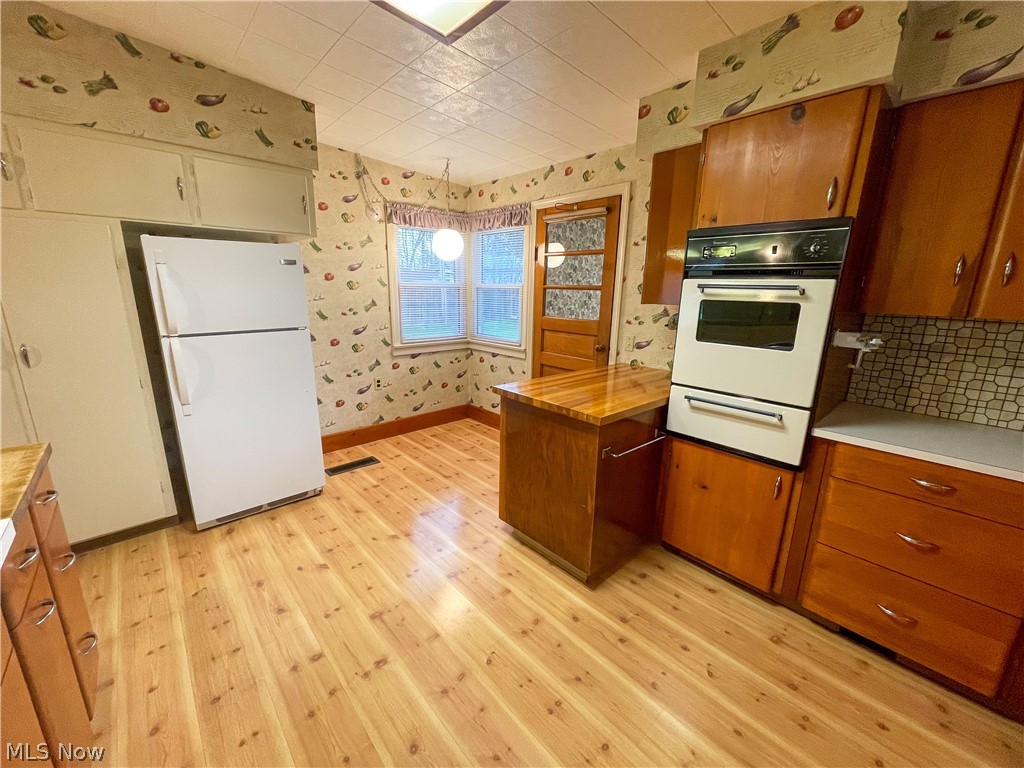 7415 Rockingham Road Mentor, OH 44060 - Photo 18 of 35 Gallery Image 18