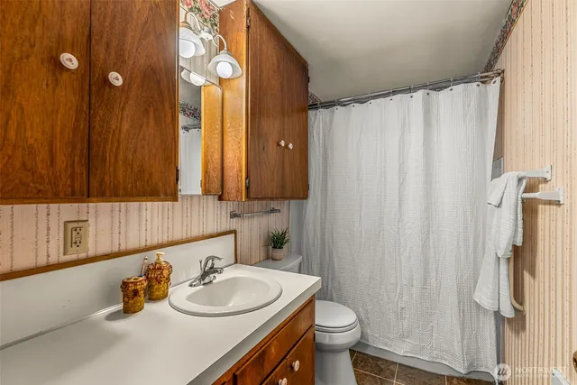 $440,000 | 601 North Jennifer Lane, East Wenatchee, WA 98802