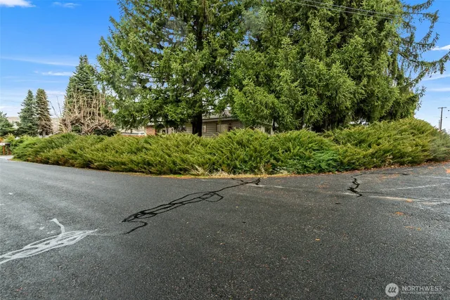 $440,000 | 601 North Jennifer Lane, East Wenatchee, WA 98802