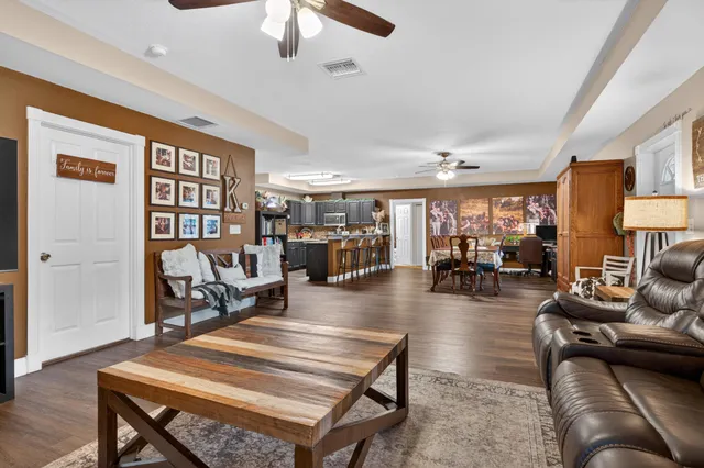 $415,000 | 3789 Southeast 6th Street, Okeechobee, FL 34974