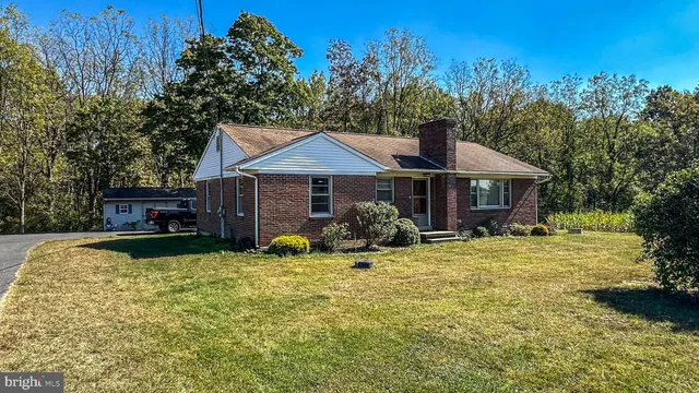 $2,000 | 57 Mountain View Road, Bethel, PA 19507