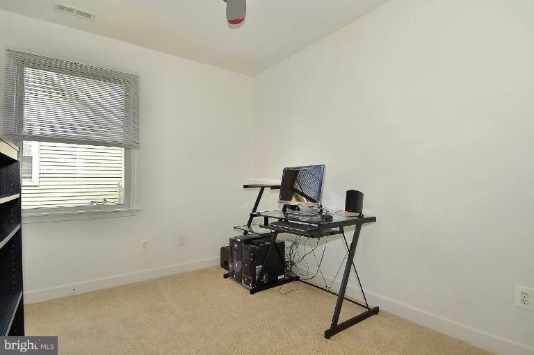 3205 Wayne Road Falls Church, VA 22042 - Photo 17 of 28 Bedroom 3/Den (Main Level)