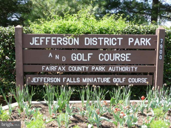 3205 Wayne Road Falls Church, VA 22042 - Photo 20 of 28 Community Amenity