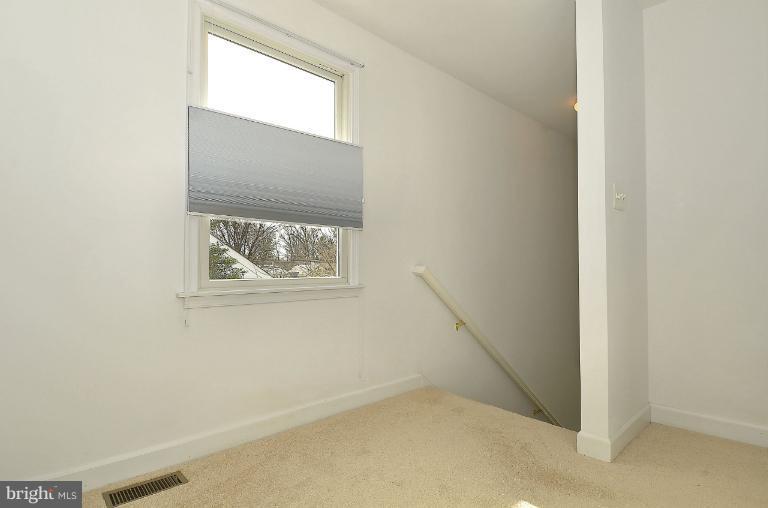 3205 Wayne Road Falls Church, VA 22042 - Photo 3 of 28 Interior (General)