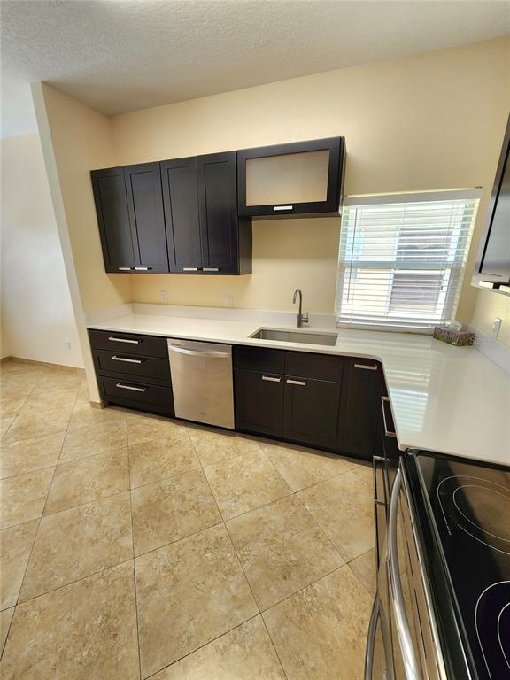 3103 Crane's Cove Loop Kissimmee, FL 34741 - Photo 2 of 19