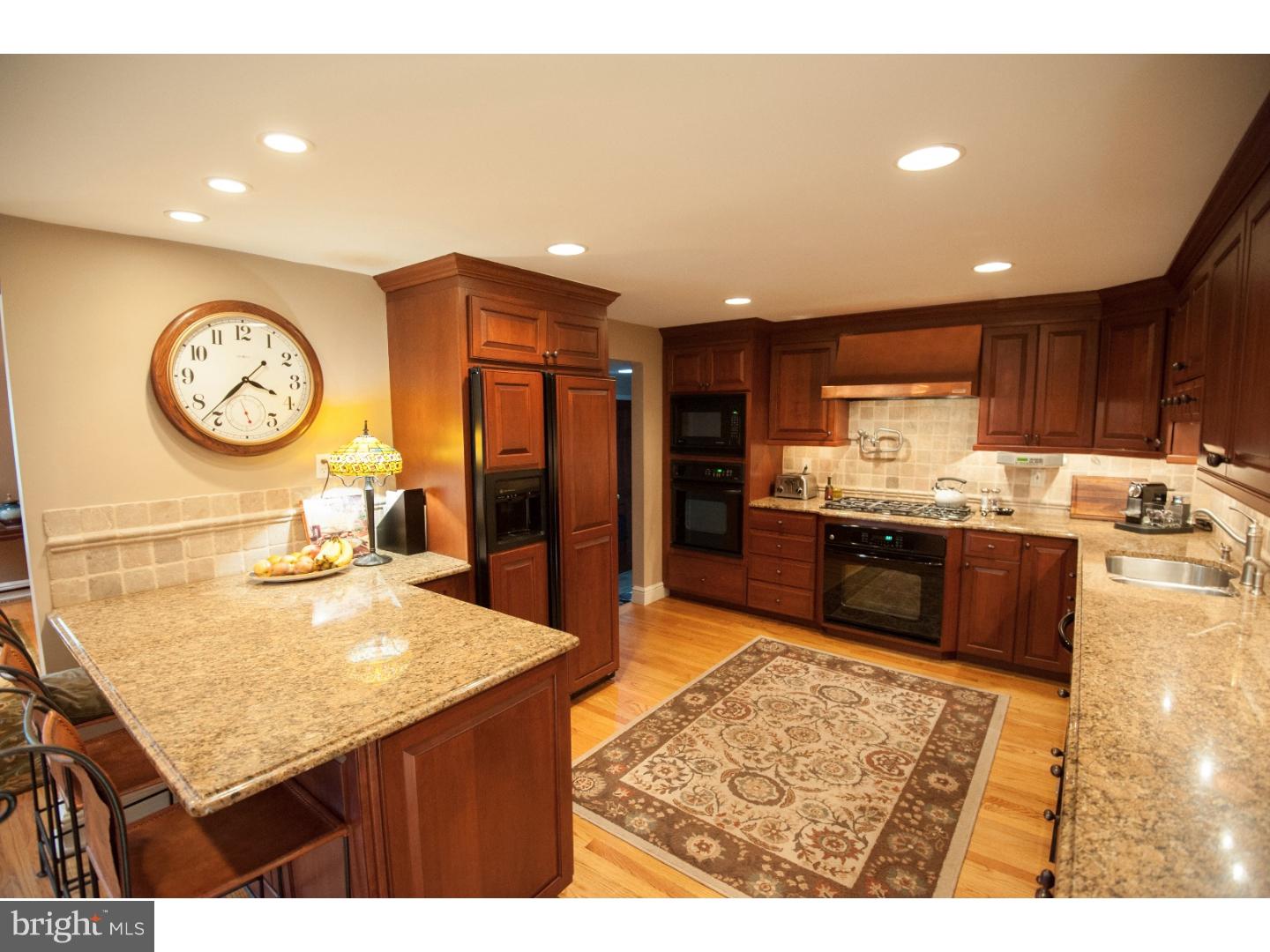 206 Heritage Road Cherry Hill, NJ 08034 - Photo 9 of 20