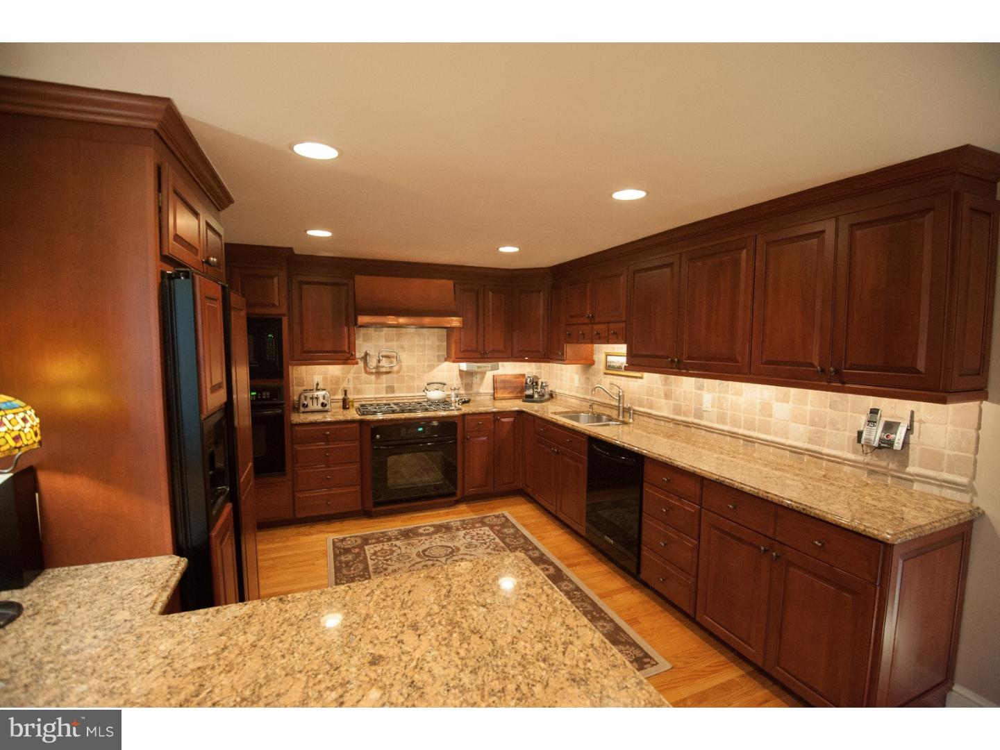 206 Heritage Road Cherry Hill, NJ 08034 - Photo 10 of 20