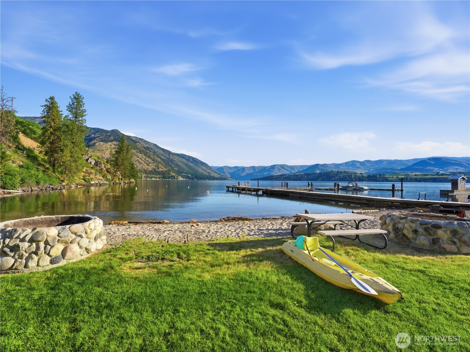 7750 South Lakeshore Road, Unit 34 Chelan, WA 98816 - Photo 1 of 40