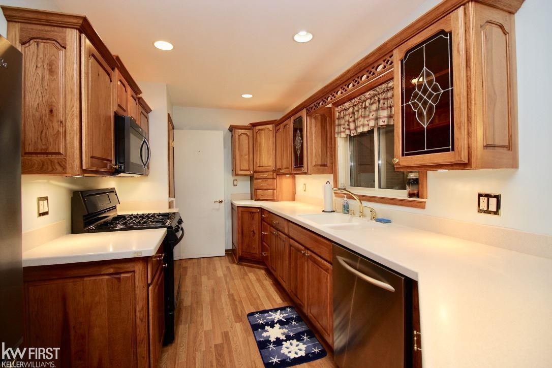 2225 Miller Road Flint, MI 48503 - Photo 15 of 33 50001387-15.JPG