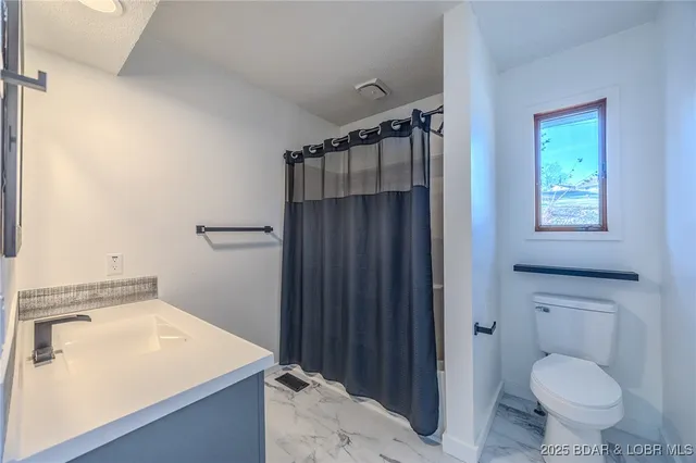 $520,000 | 150 Stuckel Bend, Climax Springs, MO 65324