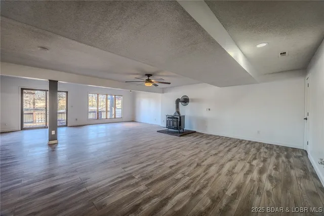 $520,000 | 150 Stuckel Bend, Climax Springs, MO 65324