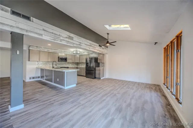 $520,000 | 150 Stuckel Bend, Climax Springs, MO 65324