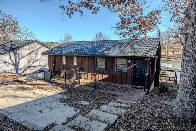 $520,000 | 150 Stuckel Bend, Climax Springs, MO 65324