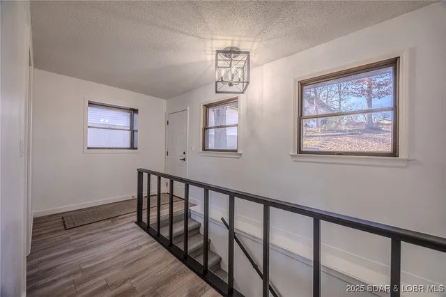 $520,000 | 150 Stuckel Bend, Climax Springs, MO 65324