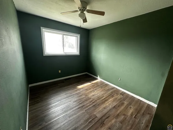 $180,000 | 501 East Main Street, Meriden, KS 66512