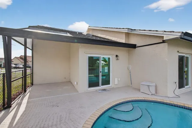 $539,900 | 6425 96th Place South, Boynton Beach, FL 33437