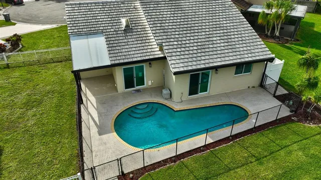 $539,900 | 6425 96th Place South, Boynton Beach, FL 33437