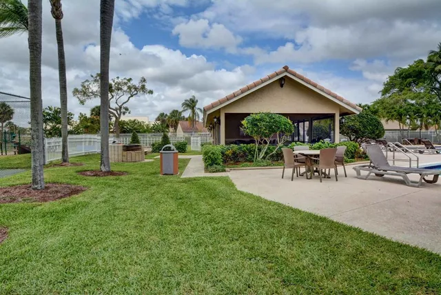 $539,900 | 6425 96th Place South, Boynton Beach, FL 33437