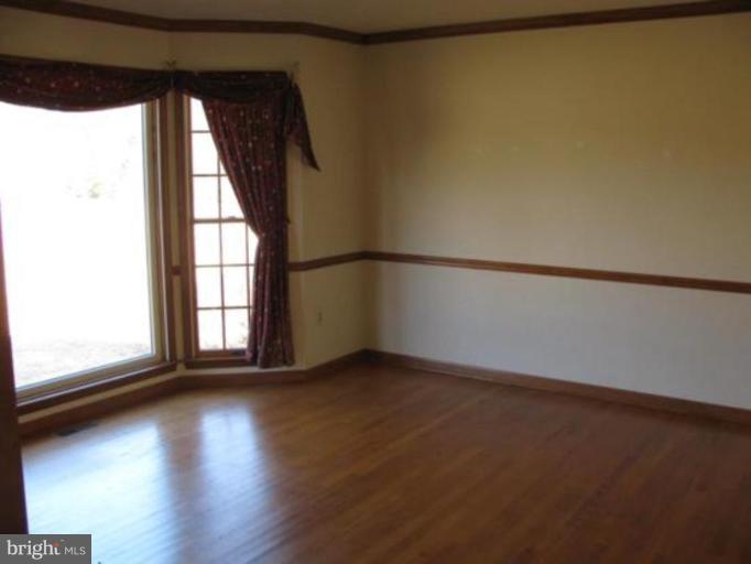4309 Phoenix Road Bealeton, VA 22712 - Photo 10 of 18 Living Room #2