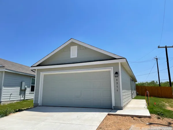 $179,999 | 8256 Piedra Medina, San Antonio, TX 78252