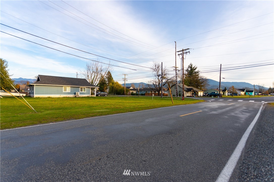 208 Front Street Sumas, WA 98295 - Photo 6 of 7 Gallery Image 6