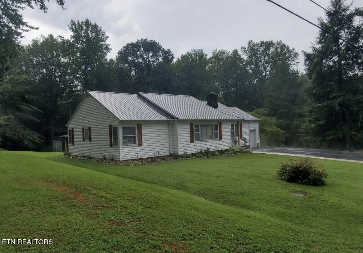342 Vine Avenue Oneida, TN 37841 - Photo 36 of 37 IMG_1262