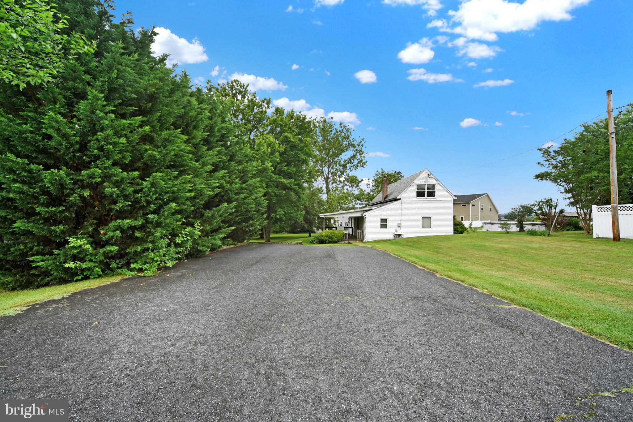 4617 Ridge Road Nottingham, MD 21236 - Photo 3 of 28 Gallery Image 3