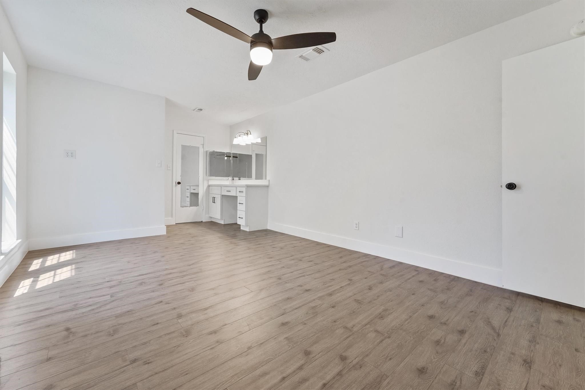 5707 Toddington Road Humble, TX 77346 - Photo 5 of 27