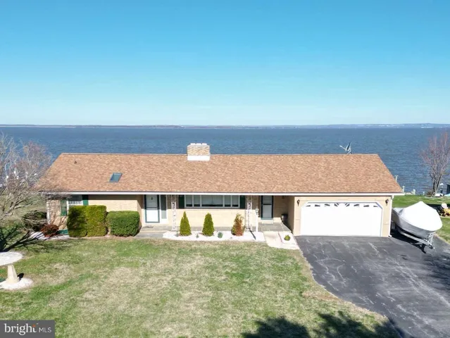 $650,000 | 85 Edgewater Drive, Earleville, MD 21919