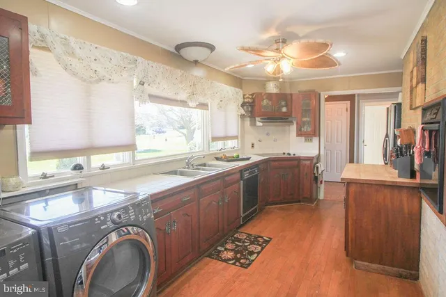 $650,000 | 85 Edgewater Drive, Earleville, MD 21919