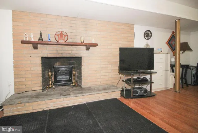 $650,000 | 85 Edgewater Drive, Earleville, MD 21919