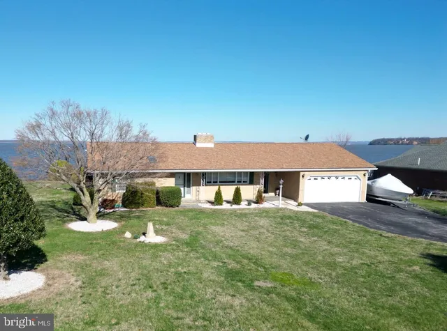 $650,000 | 85 Edgewater Drive, Earleville, MD 21919