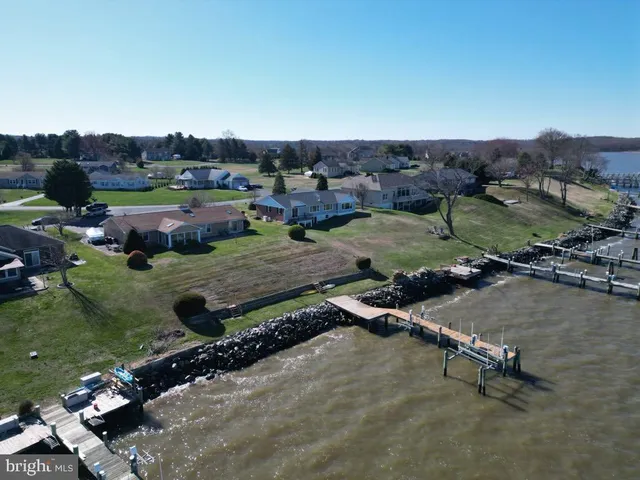 $650,000 | 85 Edgewater Drive, Earleville, MD 21919