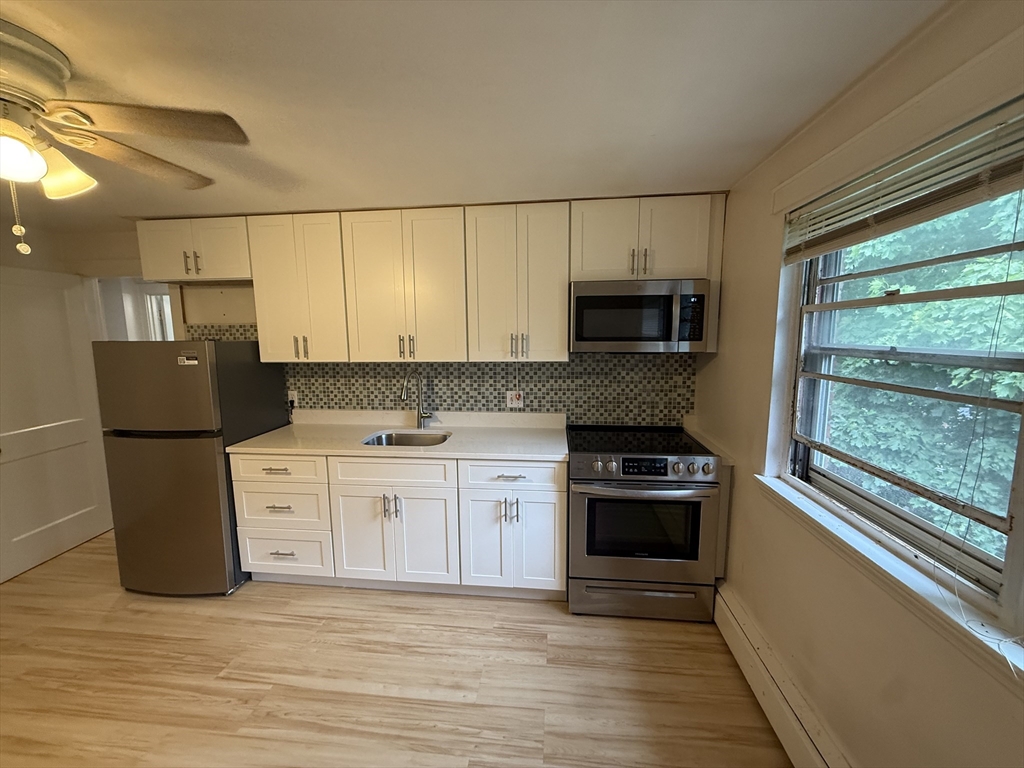 45 Aldrich Road, Unit B Watertown, MA 02472 - Photo 1 of 8