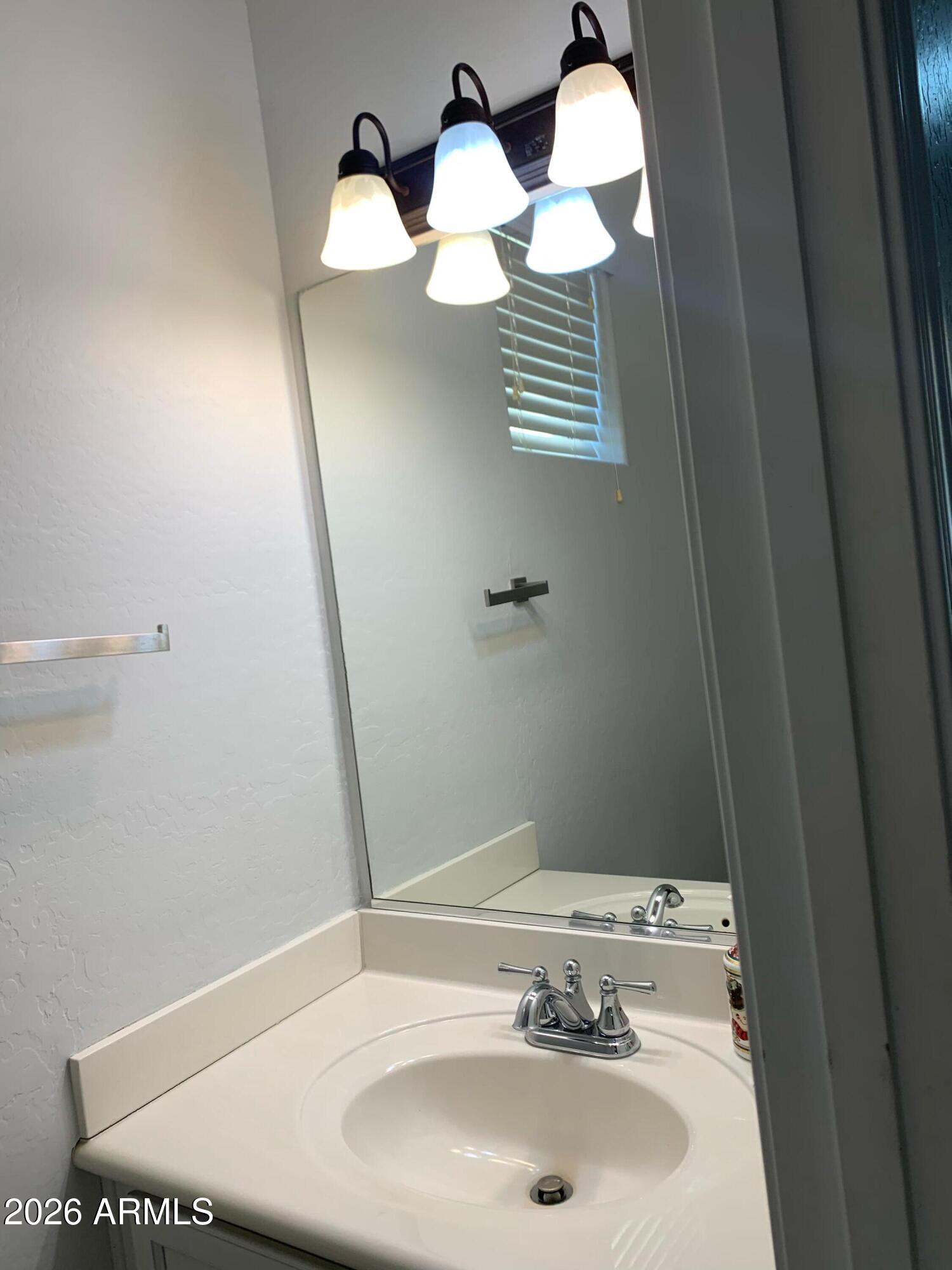 1415 South Terrace Road Tempe, AZ 85281 - Photo 7 of 20 powder room