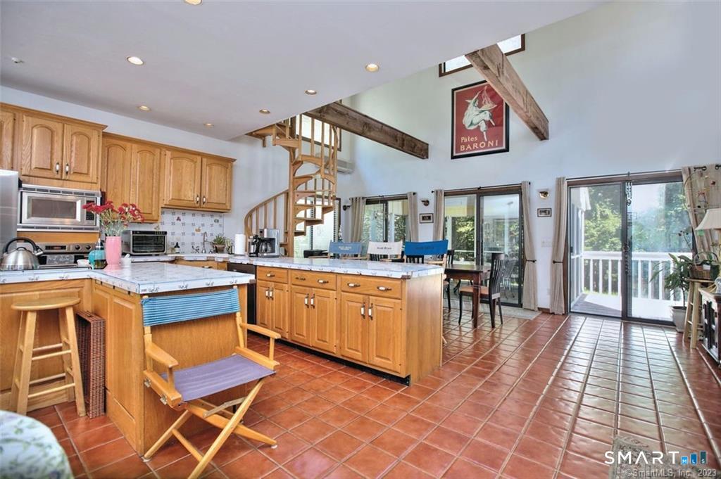 33 Birch Hill Road Weston, CT 06883 - Photo 15 of 40 Gallery Image 15