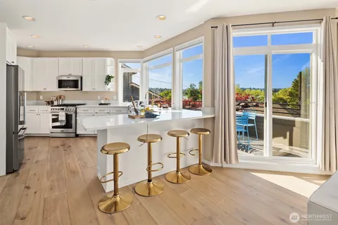 $2,325,000 | 2112 North 64th Street, Seattle, WA 98103