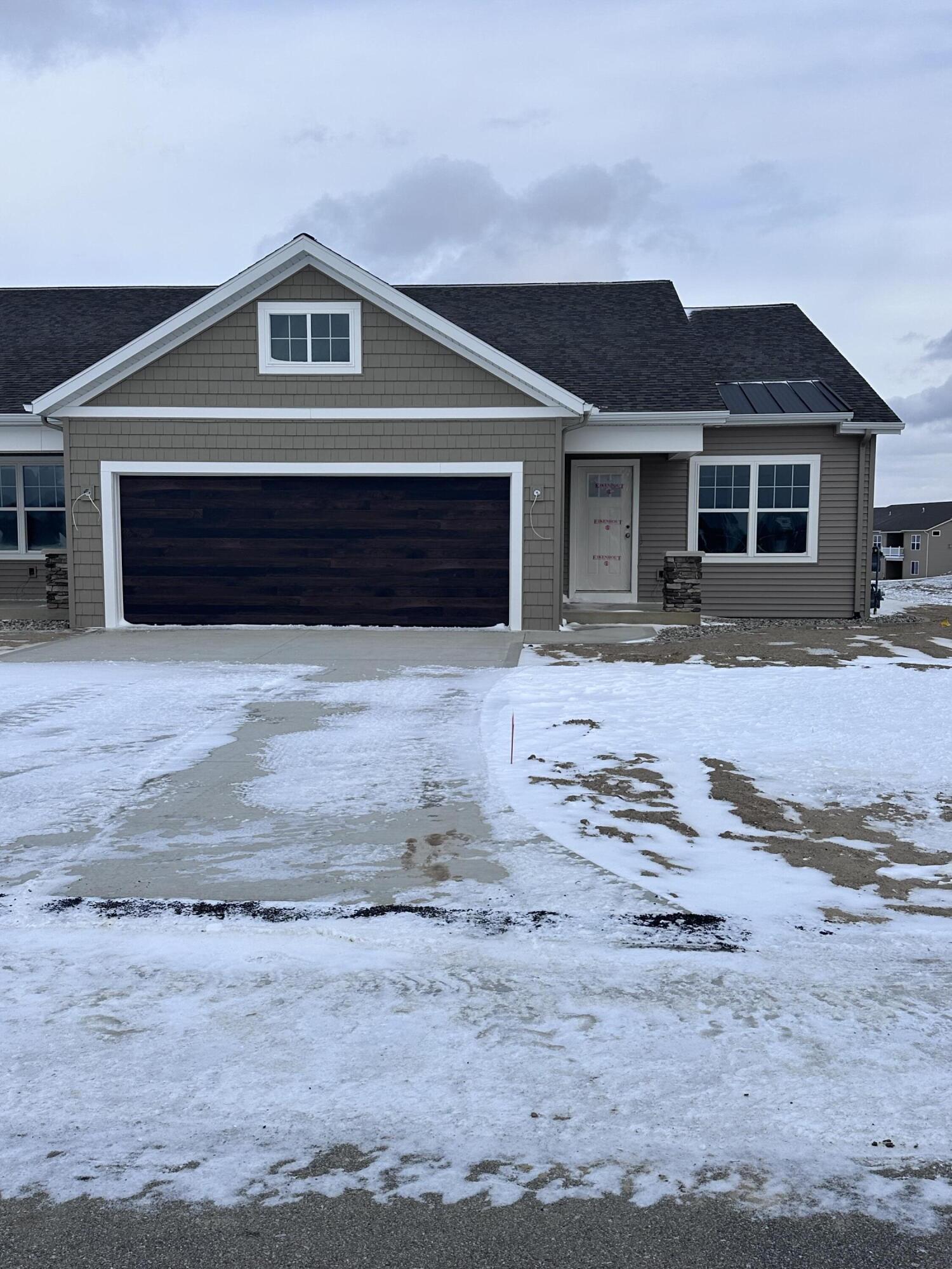 4500 MPW Front Photo