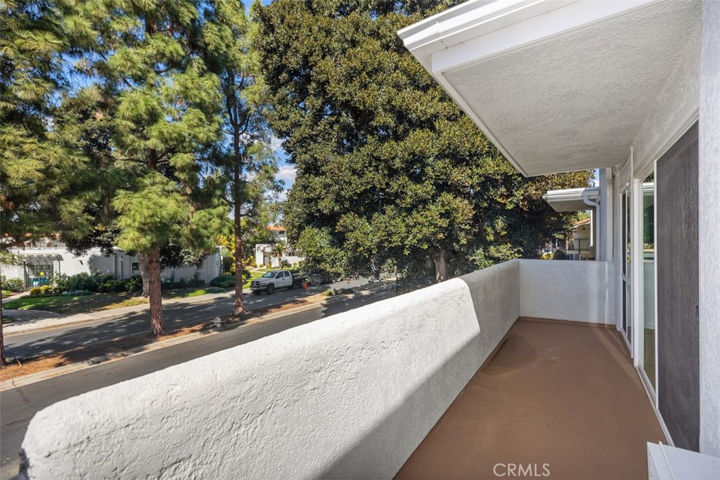 2111 Via Puerta, Unit P Laguna Woods, CA 92637 - Photo 18 of 44