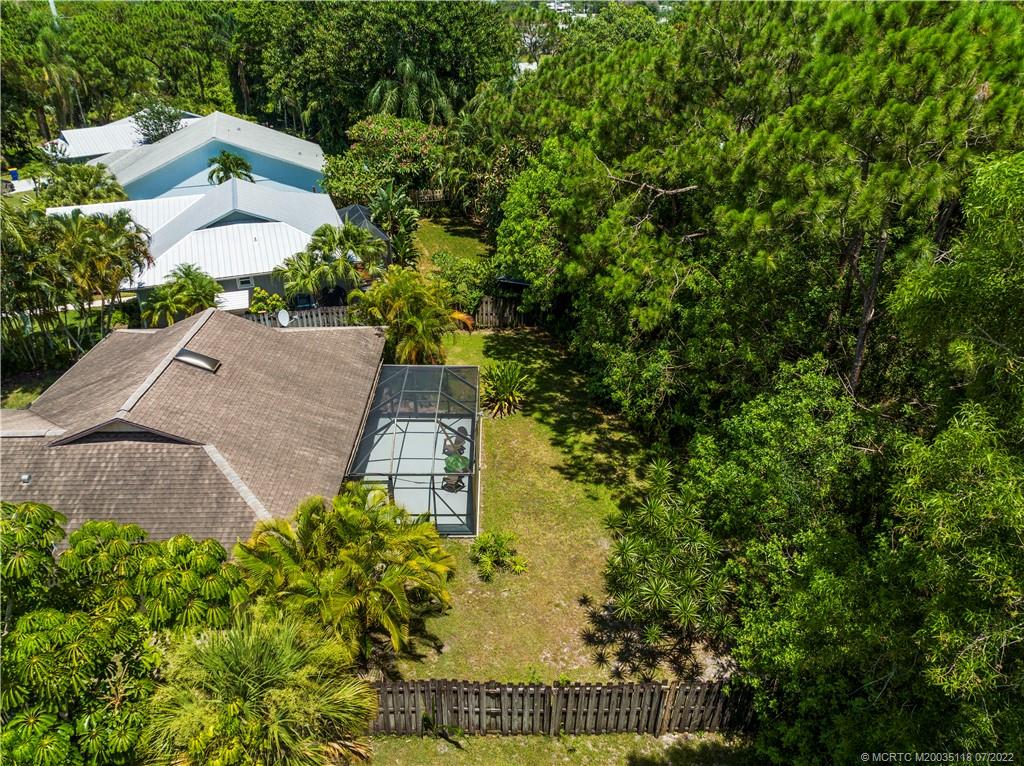 6870 Southeast Raintree Avenue Stuart, FL 34997 - Photo 23 of 28 Fenced back yard
