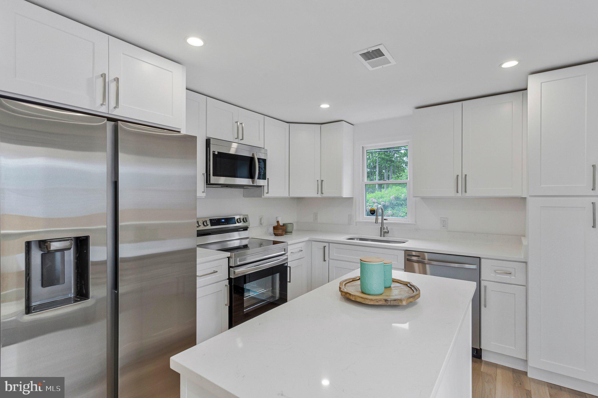 3365 Arundel On The Bay Road Annapolis, MD 21403 - Photo 10 of 47 Kitchen