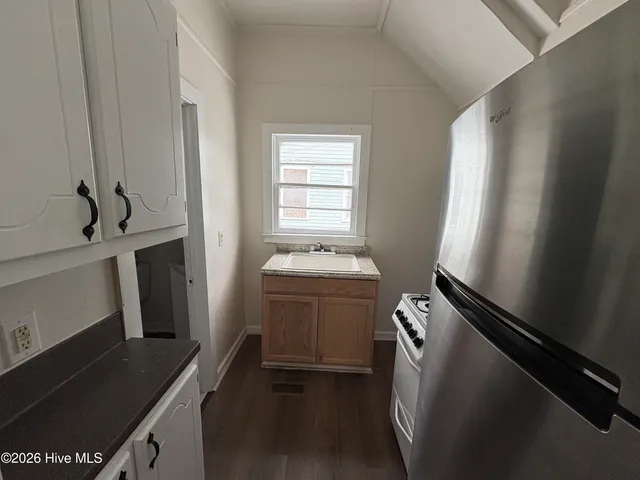 $775 | 406 Dunn Street, Unit A, New Bern, NC 28560