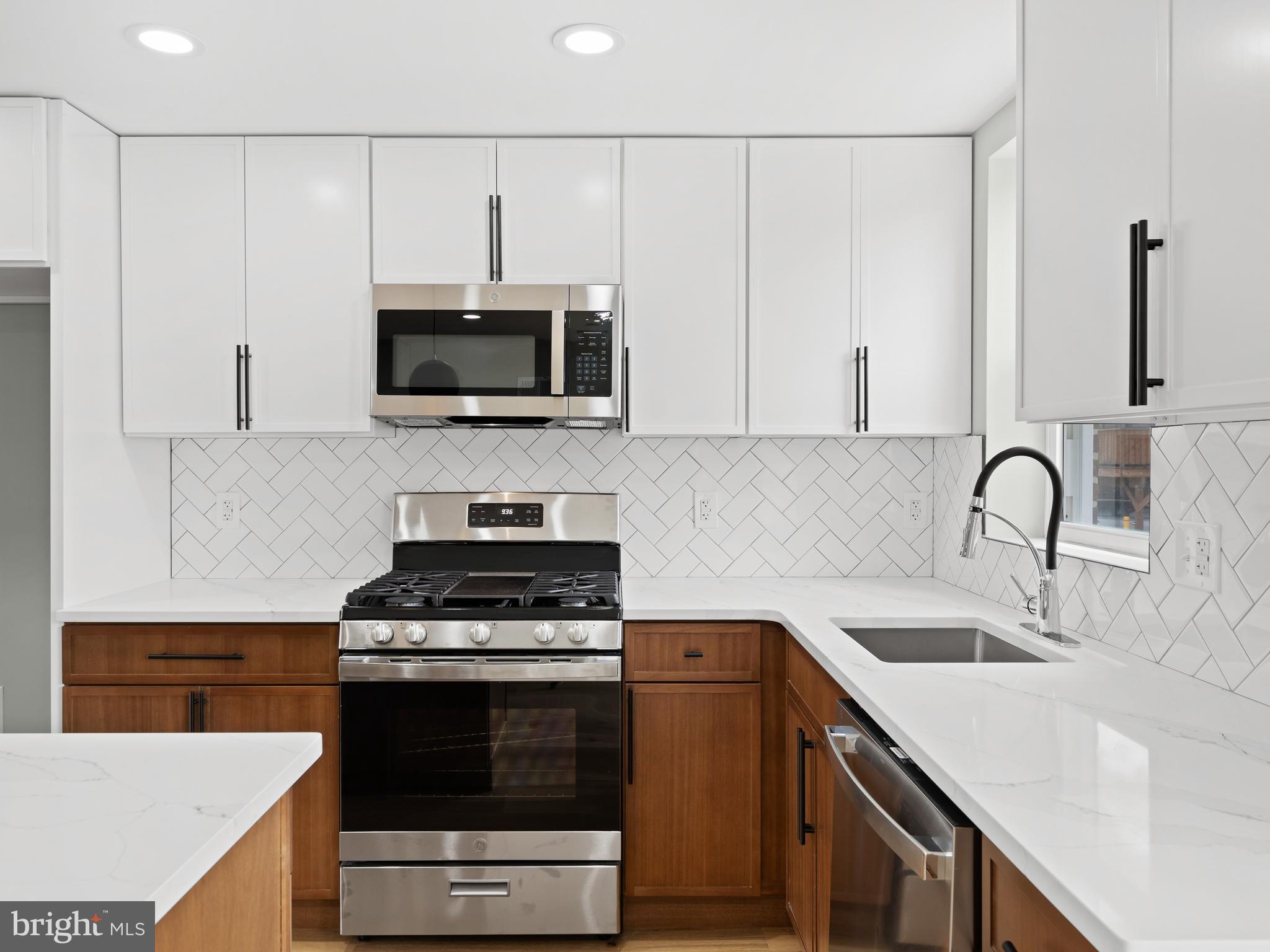 1812 Farrington Road Philadelphia, PA 19151 - Photo 11 of 36 Gallery Image 11