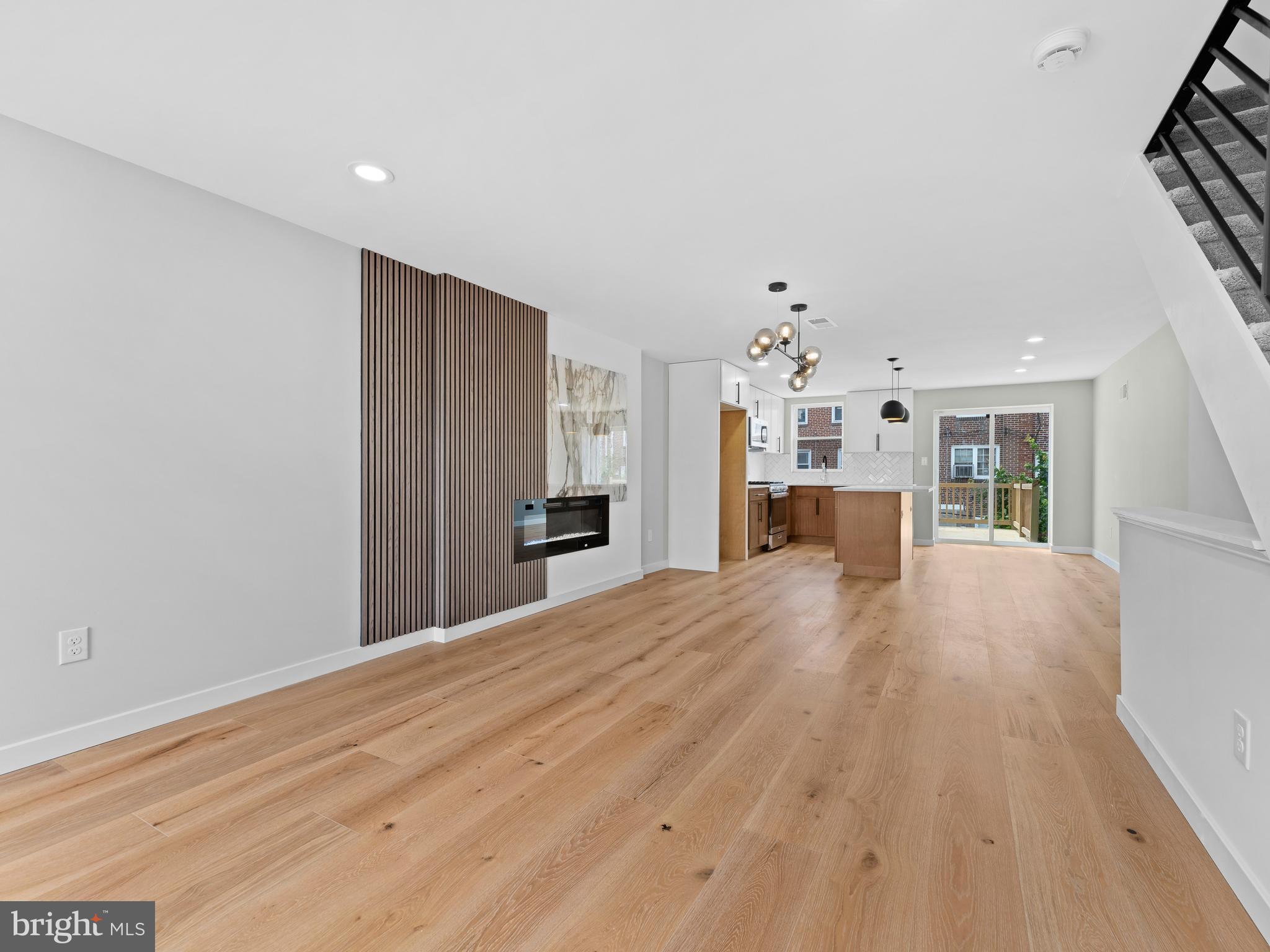 1812 Farrington Road Philadelphia, PA 19151 - Photo 2 of 36 Gallery Image 2